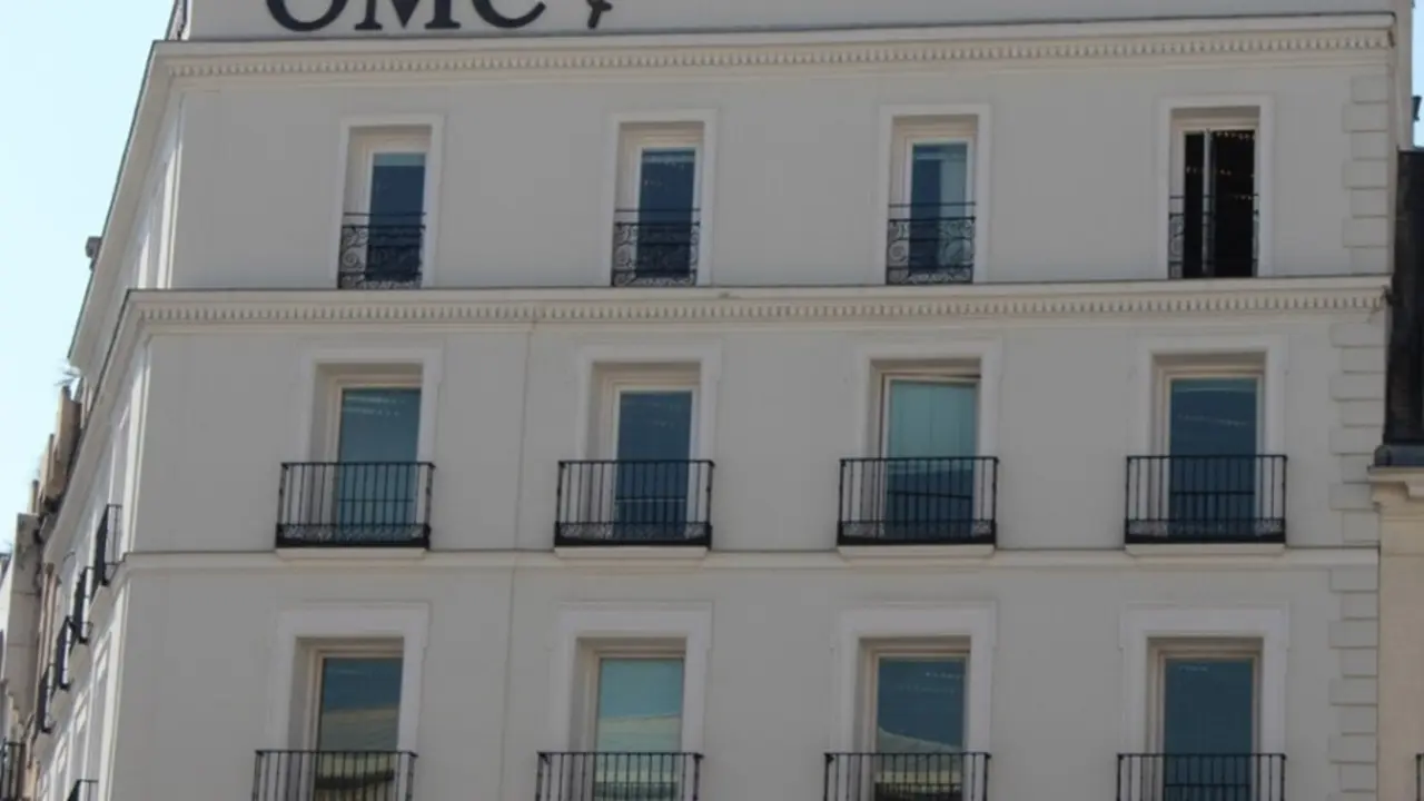 Archivo - Sede de la Organizaci&oacute;n M&eacute;dica Colegial