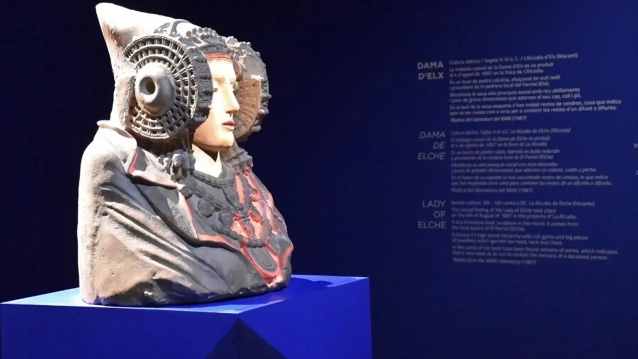 Archivo - Busto de la Dama d'Elx