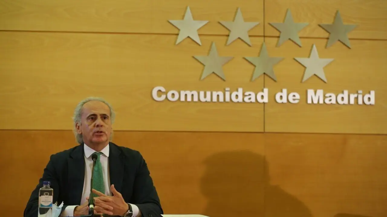 El consejero de Sanidad de la Comunidad de Madrid, Enrique Ruiz Escudero, 