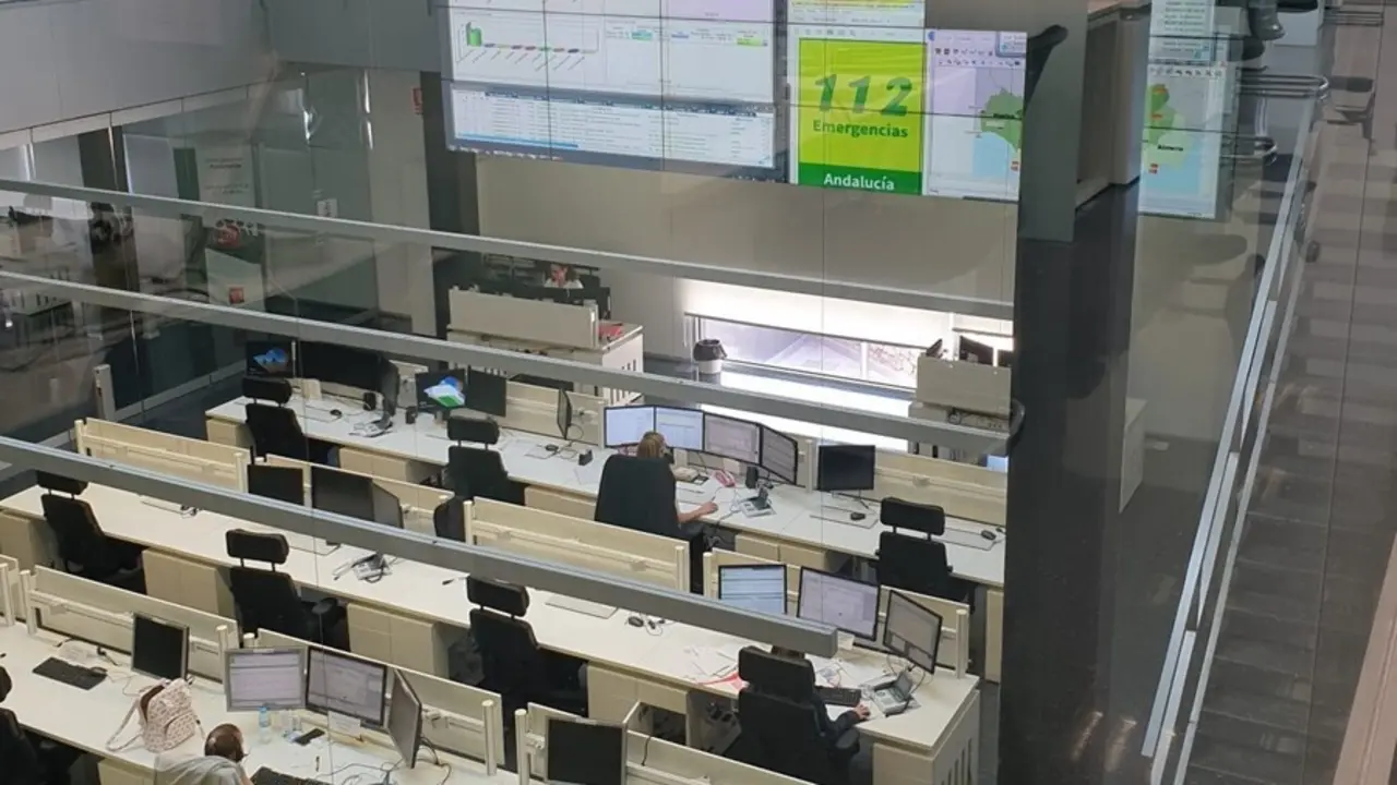 Sala del 112 en Andaluc&iacute;a.