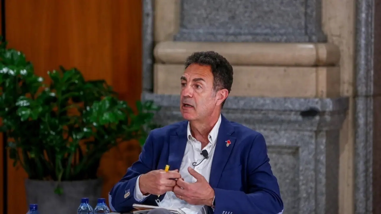 Archivo - El m&eacute;dico forente y exdelegado del Gobierno contra la Violencia de G&eacute;nero, Miguel Lorente, durante el Acto de Conmemoraci&oacute;n del D&eacute;cimo Aniversario del Convenio de Estambul.