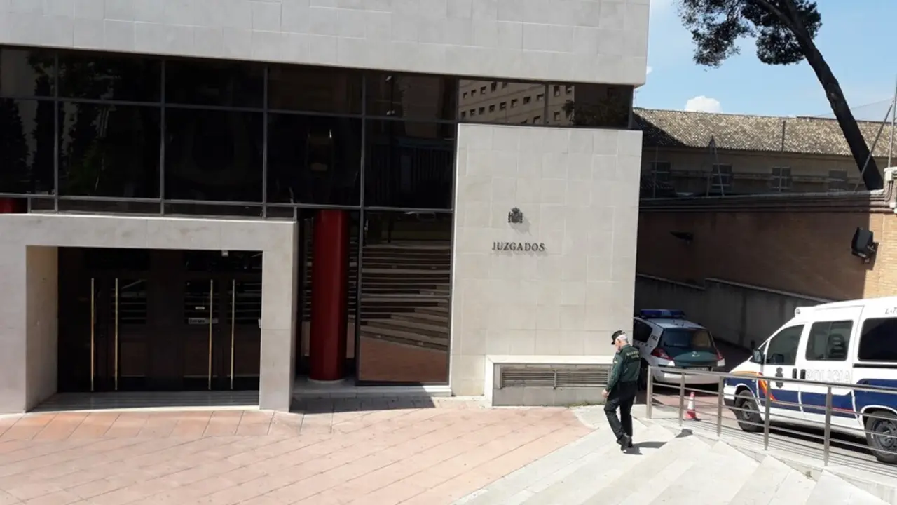 Archivo - Edificio judicial de La Caleta