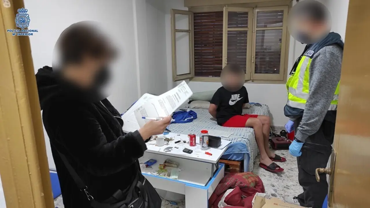 Archivo - La Polic&iacute;a Nacional detiene a 24 integrantes de la banda latina Dominican Don't Play en Zaragoza