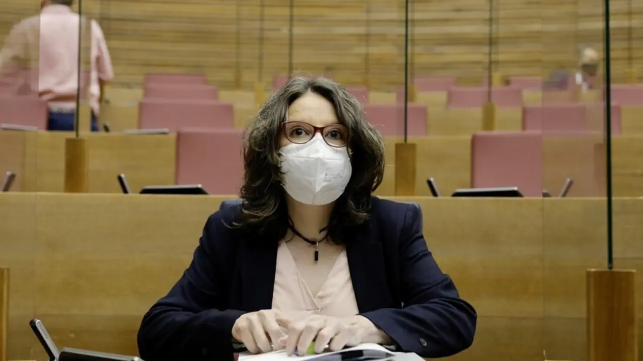Archivo - La vicepresidenta de la Generalitat, M&oacute;nica Oltra