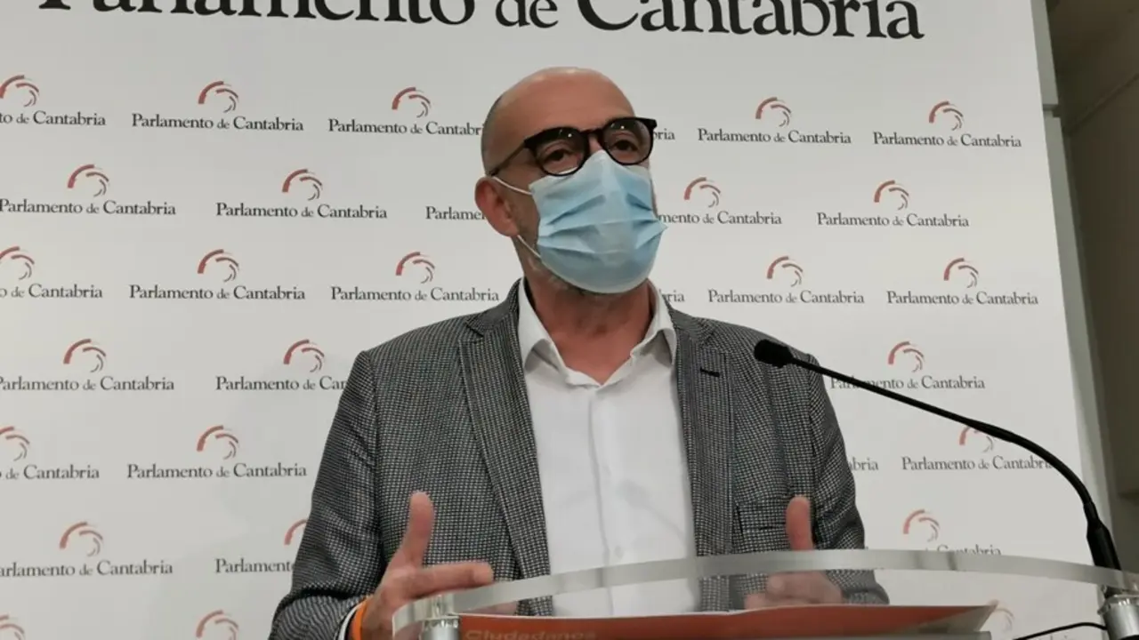 F&eacute;lix &Aacute;lvarez