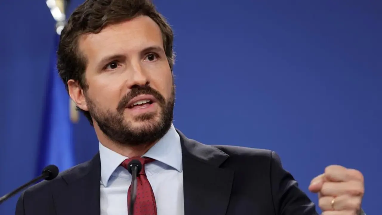 El presidente del Partido Popular, Pablo Casado, hace balance del curso pol&iacute;tico este jueves en la sede de la formaci&oacute;n, en Madrid. EFE/ Zipi