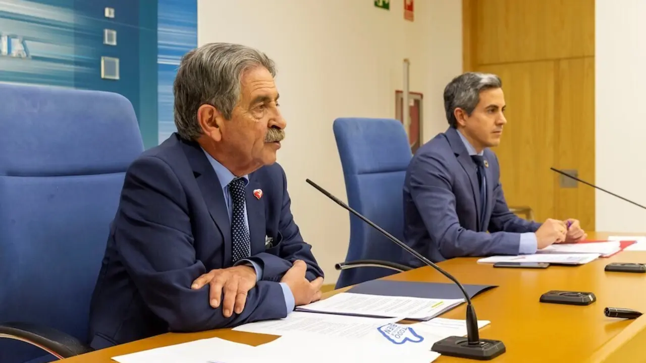 17/04/2020 El presidente de Cantabria, Miguel &Aacute;ngel Revilla, y el vicepresidente, Pablo Zuloaga
SALUD ESPA&Ntilde;A EUROPA CANTABRIA
GOBIERNO DE CANTABRIA
