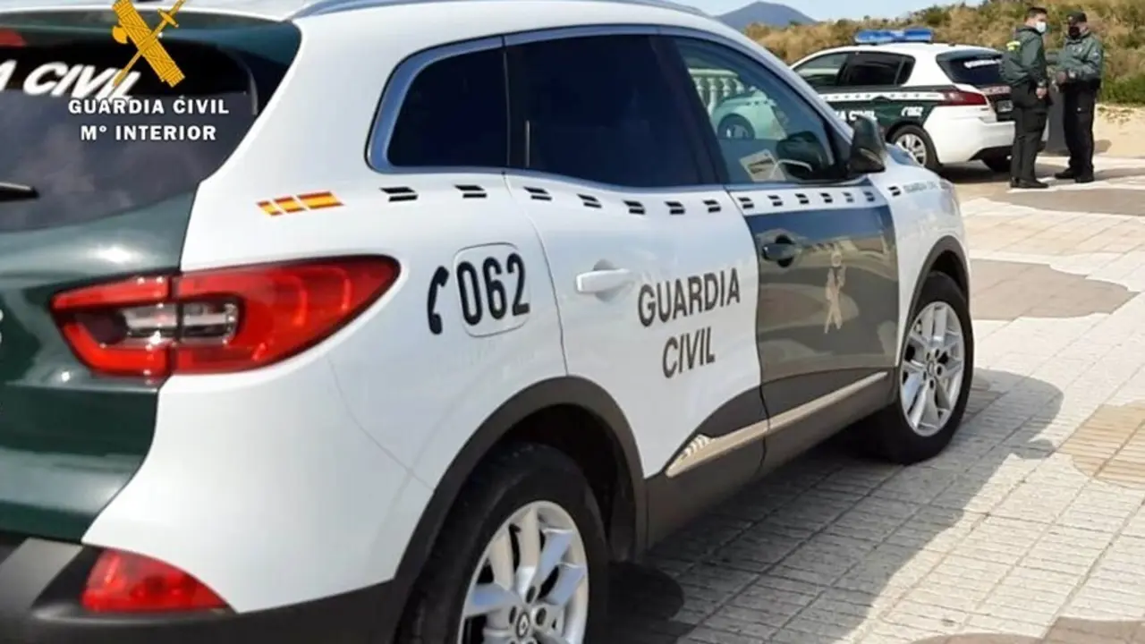 Patrulla de la Guardia Civil