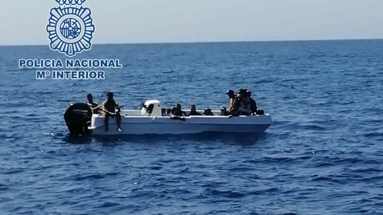 Patera localizada en aguas pr&oacute;ximas en Almer&iacute;a.