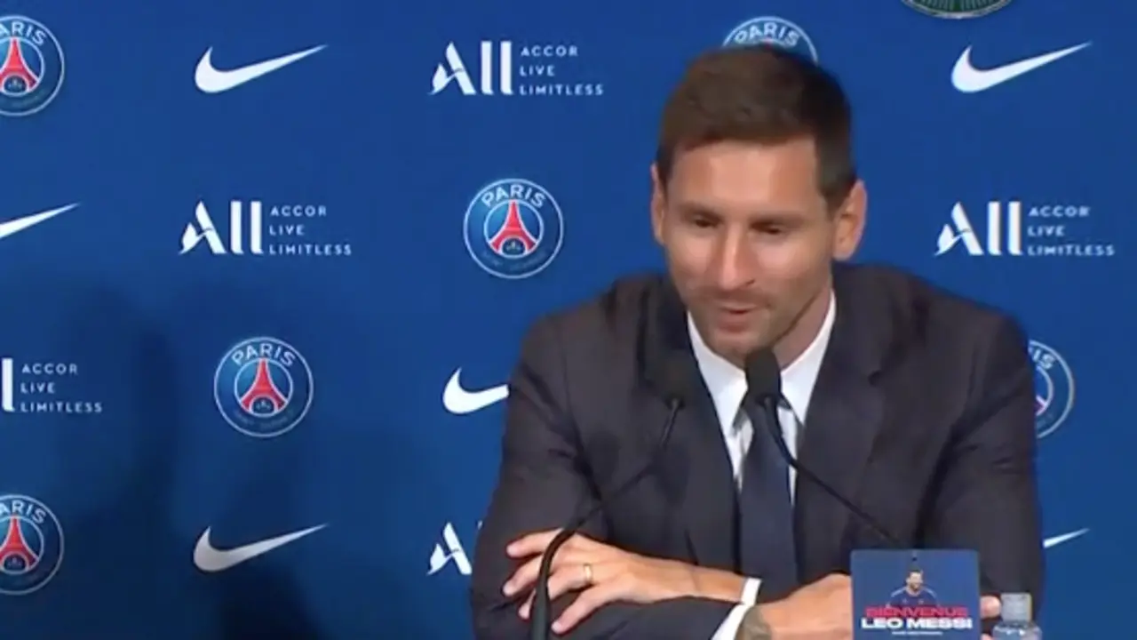 Leonel Messi durante su presentaci&oacute;n. / ALERTA