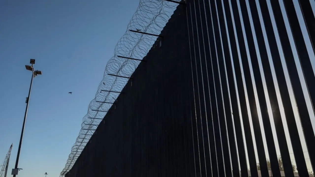 Archivo - Frontera entre M&eacute;xico y Estados Unidos