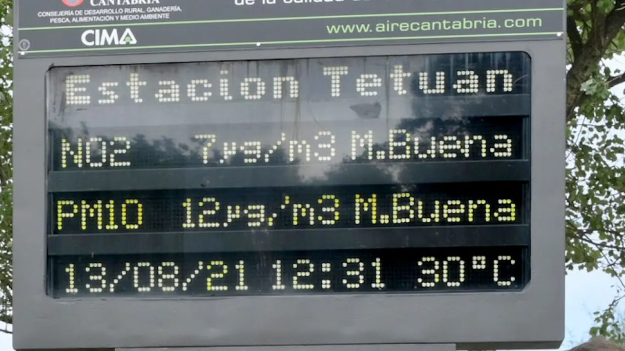 Totem situado en las inmediaciones del Sardinero.