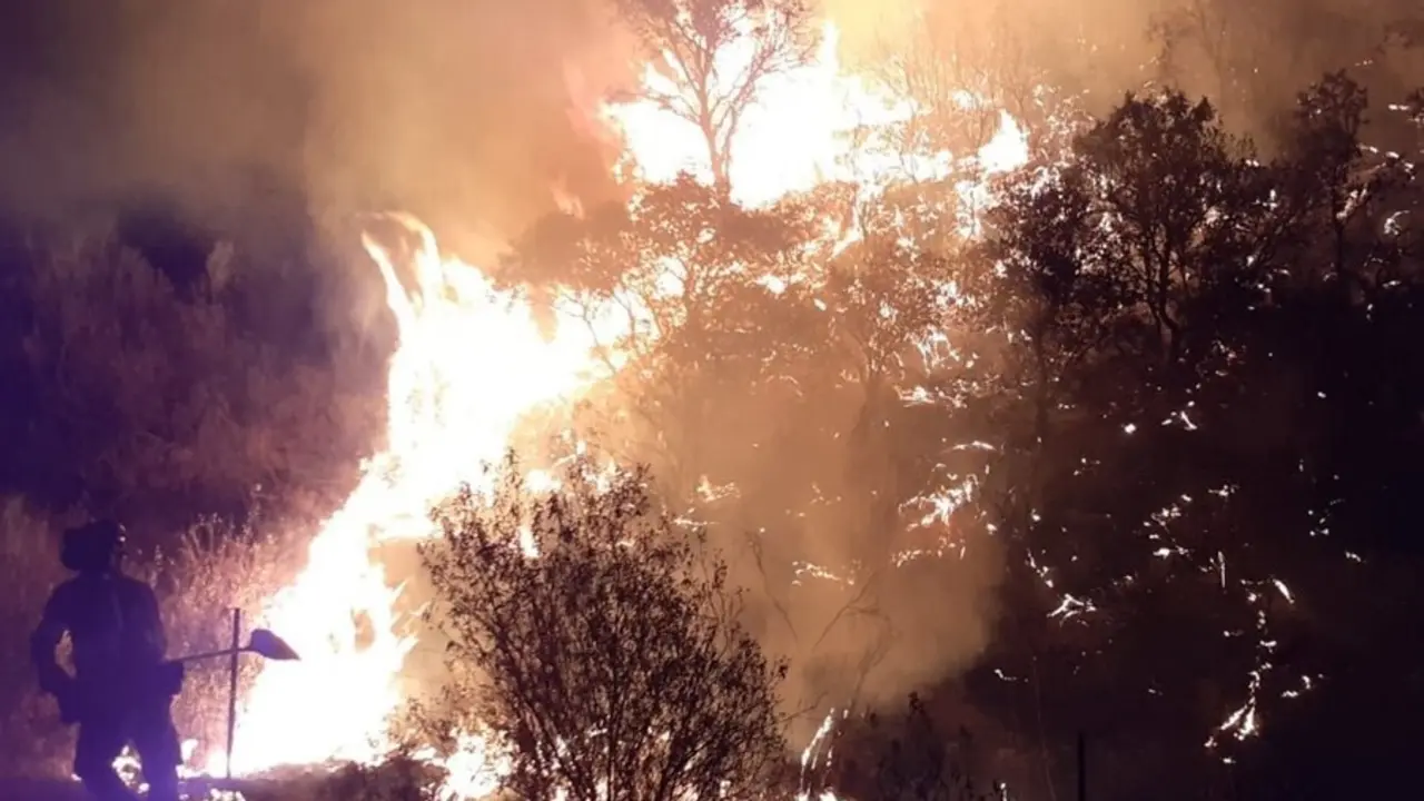 Imagen del incendio declarado en Villaharta (C&oacute;rdoba), declarado estabilizado por el Infoca.