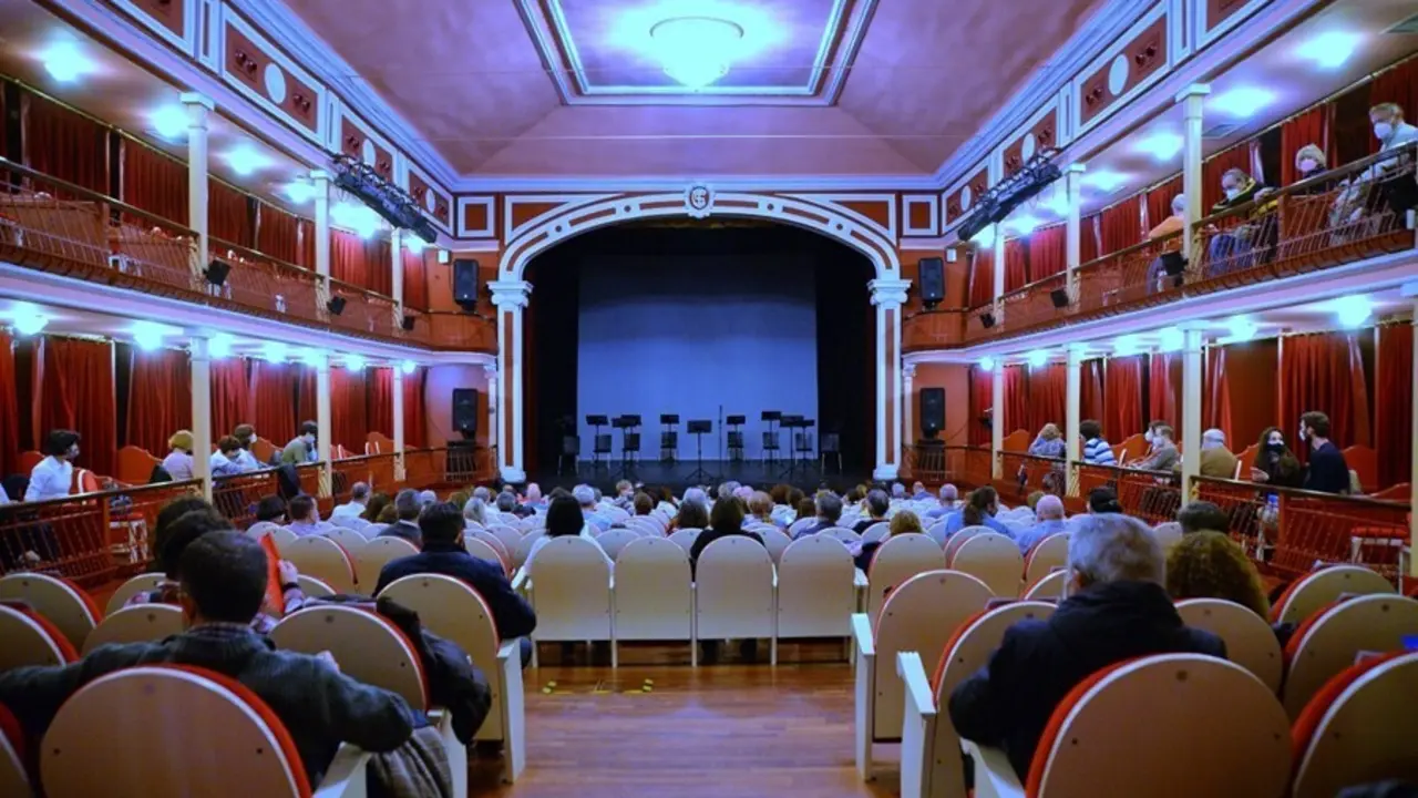 Archivo - Teatro Sal&oacute;n Cervantes