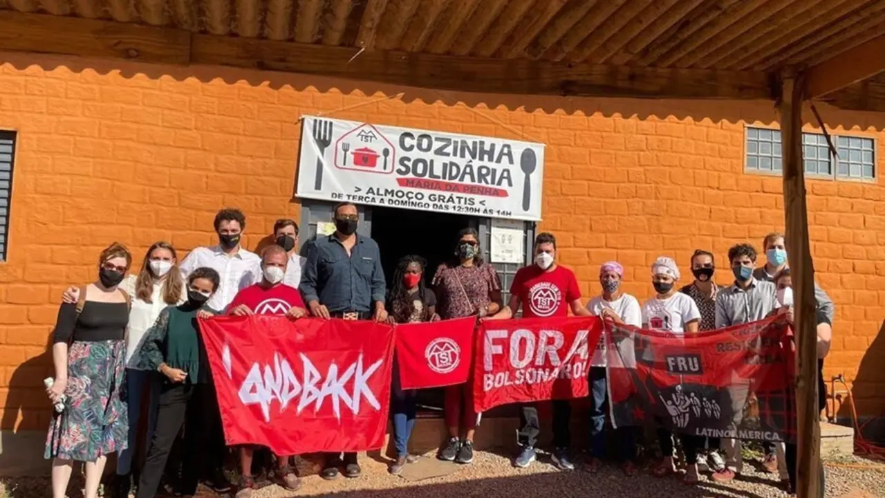 Luc&iacute;a Mu&ntilde;oz, despu&eacute;s de la reuni&oacute;n con representantes de MTST.