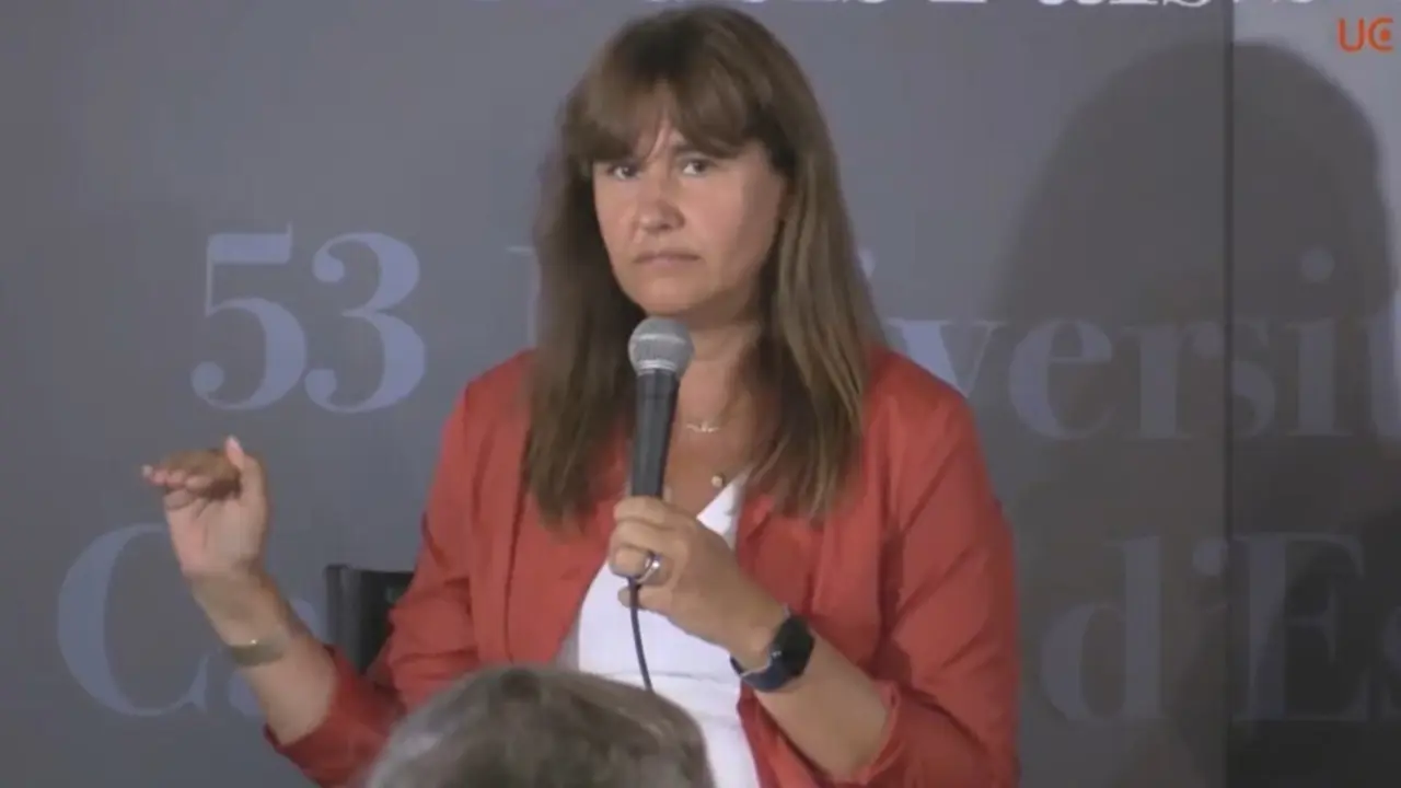 La presidenta del Parlament, Laura Borr&agrave;s, en la UCE de Prada de Conflent (Francia)