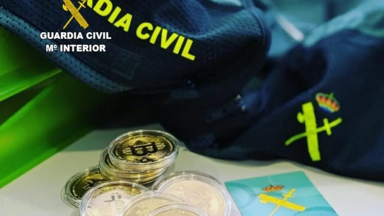Operativo de la Guardia Civil por estafas bancarias