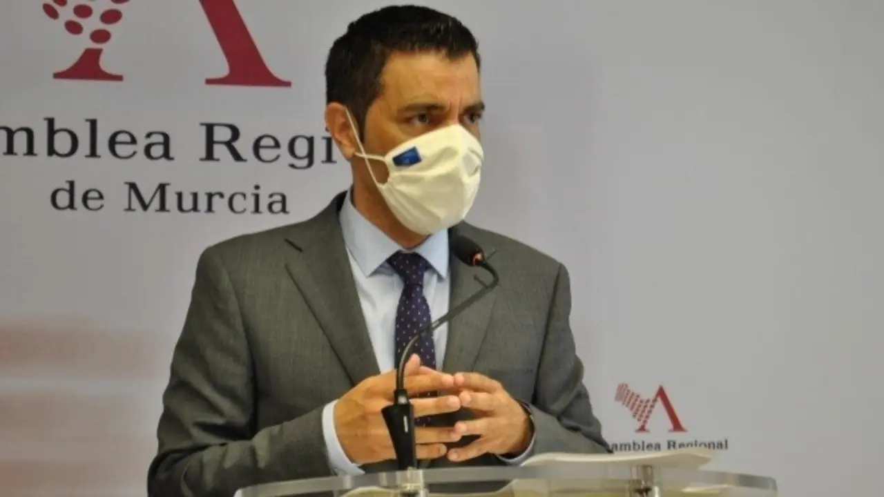 Archivo - PSOE: "El PP de Casado y L&oacute;pez Miras demuestra su deriva hacia la ultraderecha en su competici&oacute;n por electorado de Vox"