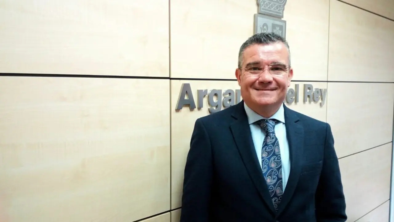Archivo - El alcalde de Arganda del Rey y presidente de la Federaci&oacute;n de Municipios de Madrid (FMM), Guillermo Hita.