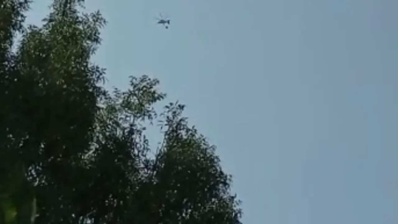 Helic&oacute;ptero trabajando en el Monte San Lorenzo