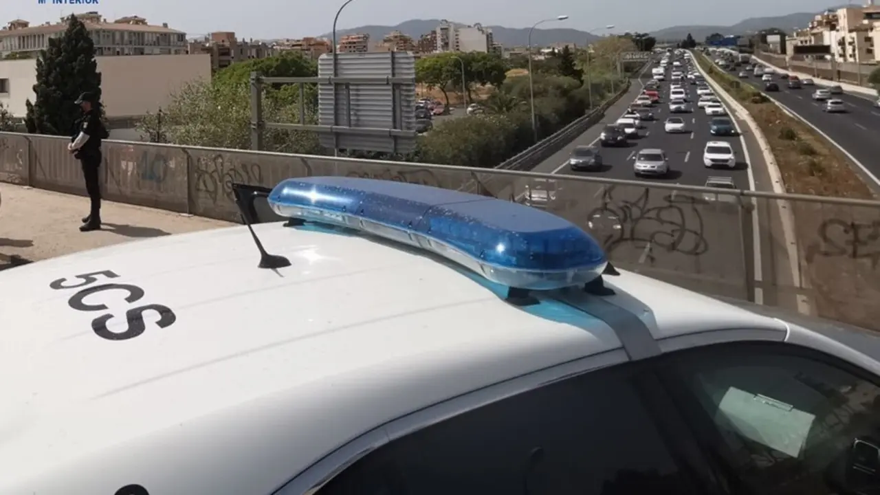 Un veh&iacute;culo de la Polic&iacute;a Nacional.