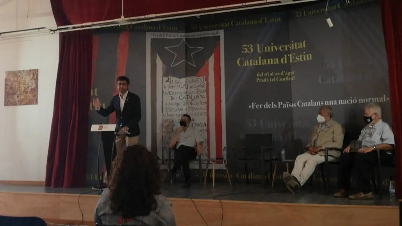 El vicepresidente y conseller de Pol&iacute;ticas Digitales y Territorio de la Generalitat, Jordi Puigner&oacute;, durante su intervenci&oacute;n en la clausura de la Universitat Catalana d'Estiu (UCE).