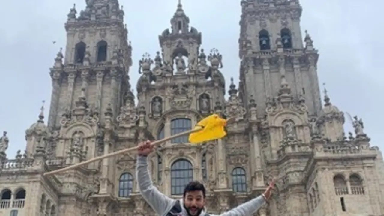 Antonio Vel&aacute;zquez se suma al proyecto de concienciaci&oacute;n en la ruta Jacobea el &ldquo;Camino del Reciclaje&rdquo; de Ecoembes