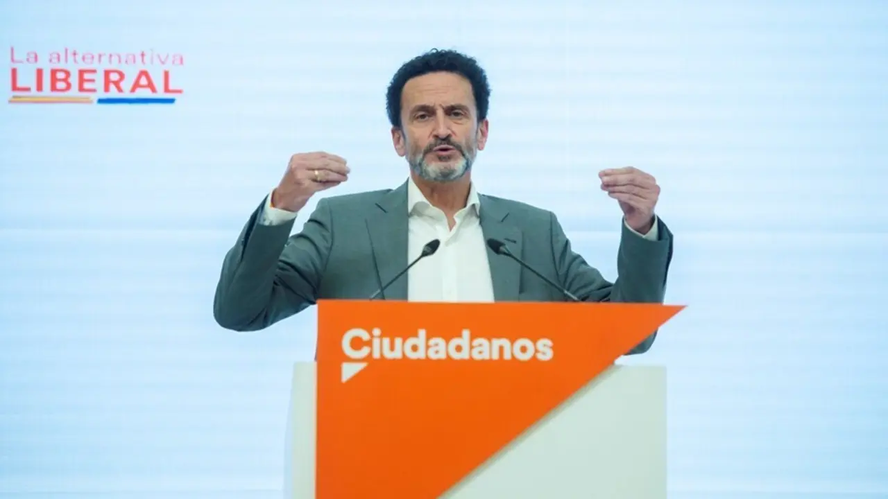 Archivo - El vicesecretario general y portavoz del Comit&eacute; Ejecutivo de Ciudadanos, Edmundo Bal, en una rueda de prensa en la sede del partido.