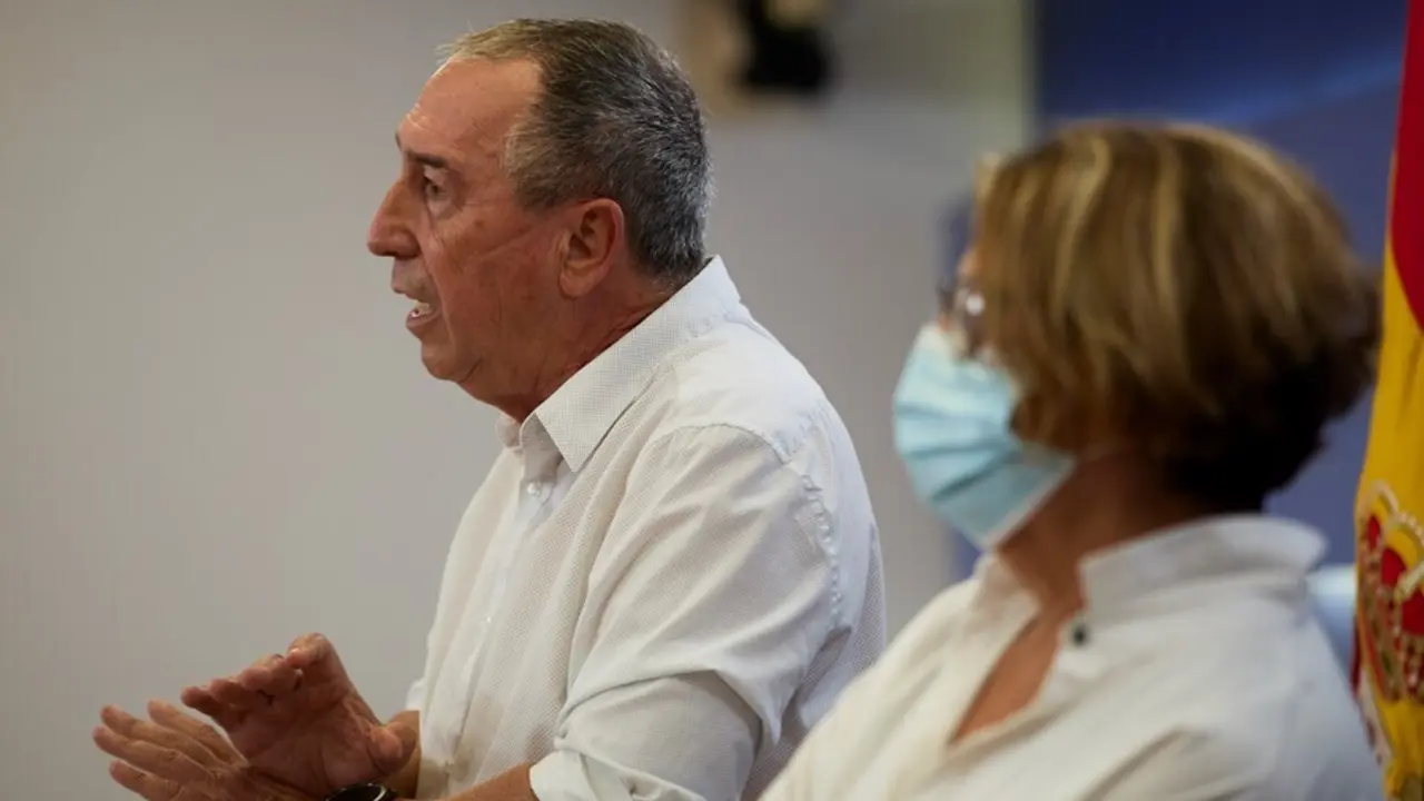 El portavoz de Comprom&iacute;s en el Congreso, Joan Baldov&iacute;, durante a rueda de prensa