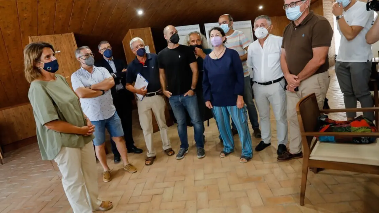 25-08-21 La Ministra  Teresa Ribera Se Ha Reunido En El Ayuntamiento De Los Alc&aacute;zares Con Representantes De La Plataforma Del Mar Menor