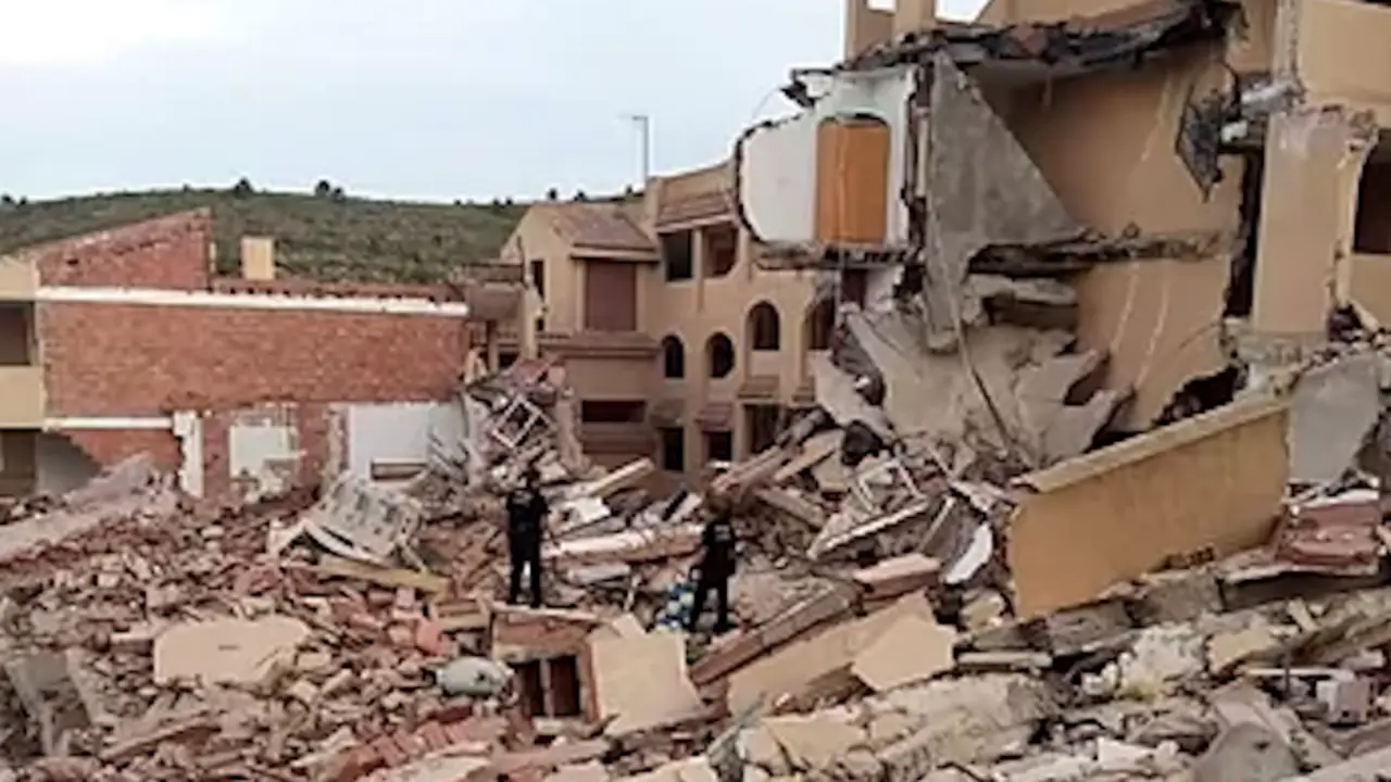 El edificio que ha sufrido el colapso en Valencia.