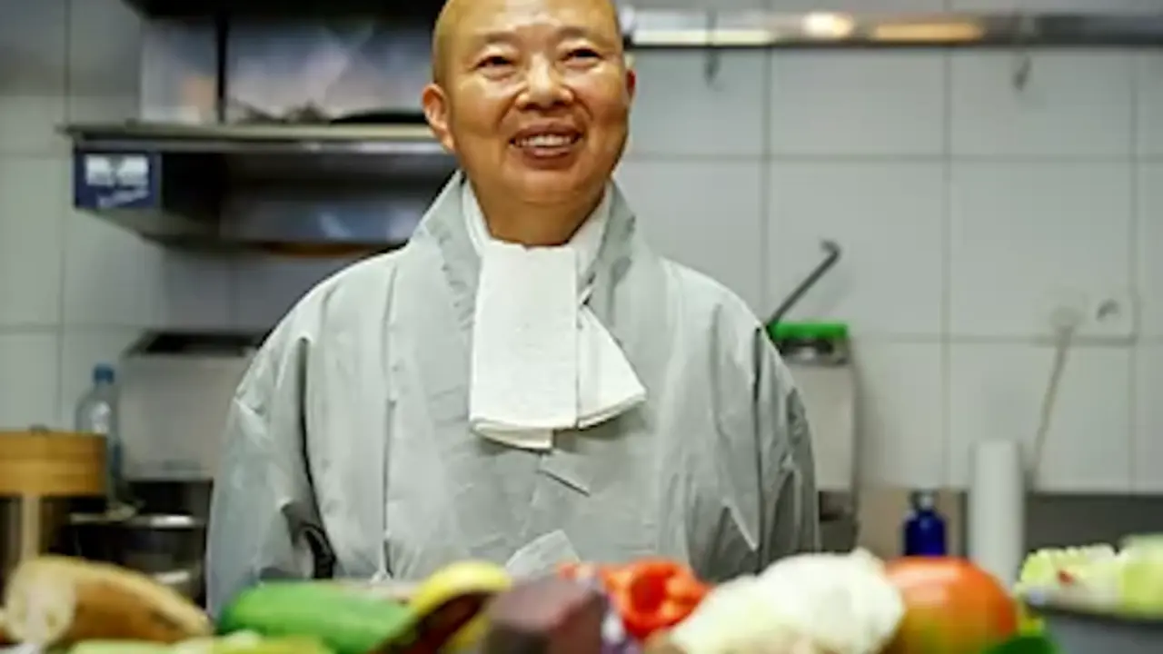 La chef y monja budista surcoreana Jeong Kwan en su primera visita a Espa&ntilde;a, el martes 24 de agosto. EFE