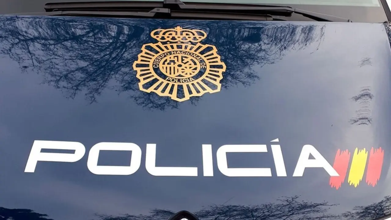Veh&iacute;culo de la Polic&iacute;a Nacional.