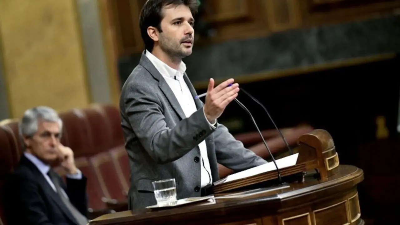 Archivo - Podemos condena el "tamayazo" del PP en Murcia y avisa al PSOE de las consecuencias de acercarse a Cs: "No es de fiar"