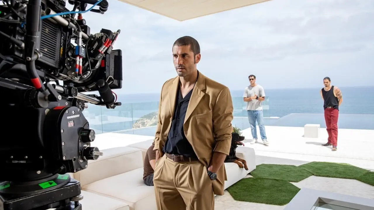 Archivo - &Aacute;lex Garc&iacute;a en el rodaje de la serie de Movistar+ 'El Inmortal'