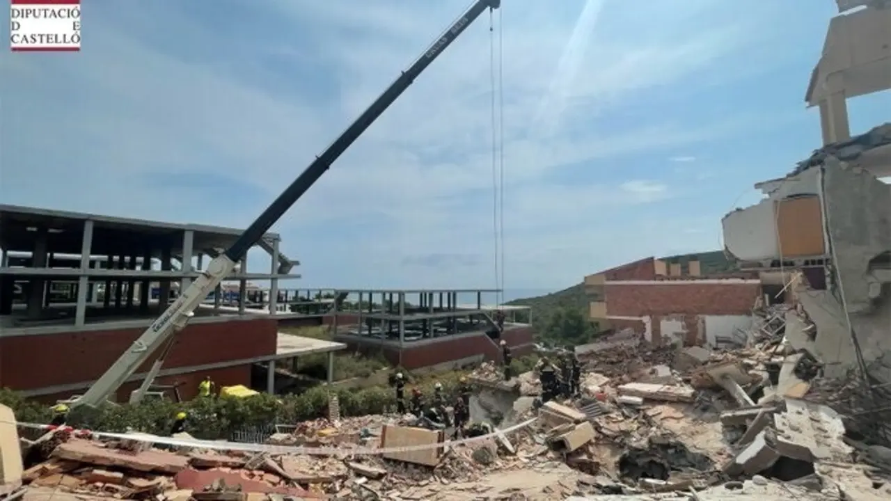 Lugar donde se ha derrumbado el edificio en Pe&ntilde;&iacute;scola