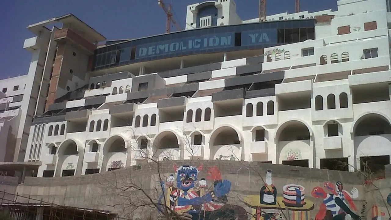 Archivo - El hotel de El Algarrobico en Carboneras (Almer&iacute;a). 