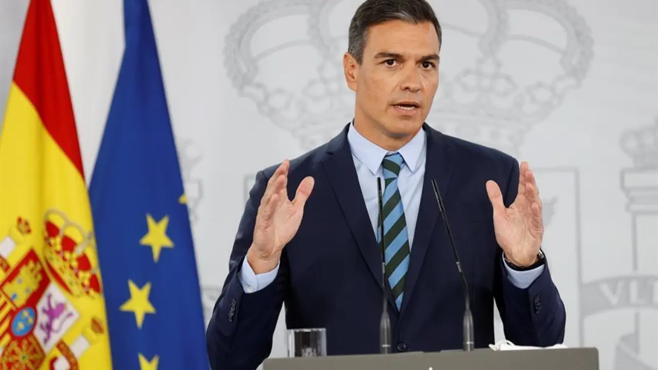 El presidente del Gobierno, Pedro S&aacute;nchez, en su primera comparecencia p&uacute;blica despu&eacute;s de que Espa&ntilde;a haya finalizado la misi&oacute;n de evacuaci&oacute;n en Afganist&aacute;n, ha declarado el "orgullo de pa&iacute;s" por la "misi&oacute;n cumplida" en Afganist&aacute;n, y ha agradecido la labor de los servidores p&uacute;blicos espa&ntilde;oles al arriesgar su vida por evacuar a los cooperadores afganos. EFE/Chema Moya