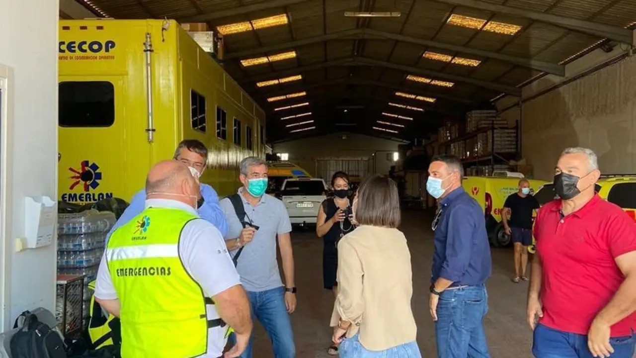 Visita de Fernando Clavijo (CC) a Lanzarote para analizar la situaci&oacute;n migratoria en la isla