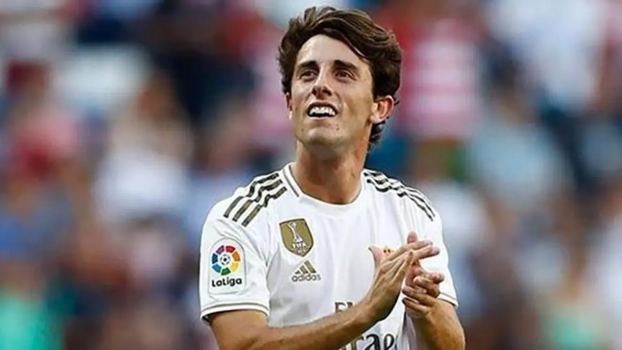 &Aacute;lvaro Odriozola ha decidido irse cedido a la Fiorentina por una temporada.