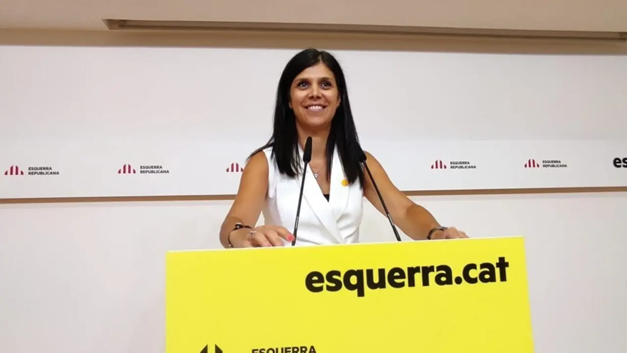 La secretaria general adjunta y portavoz de ERC, Marta Vilalta, en rueda de prensa.