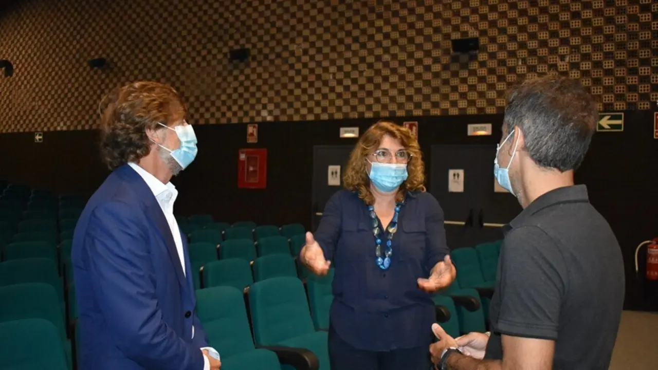 La consejera de Educaci&oacute;n y Cultura, Mar&iacute;a Isabel Campuzano, present&oacute; hoy la programaci&oacute;n de septiembre a enero de la Filmoteca Regional