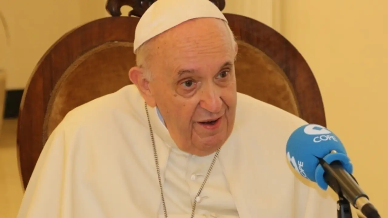 El Papa Francisco concede una entrevista a la cadena COPE