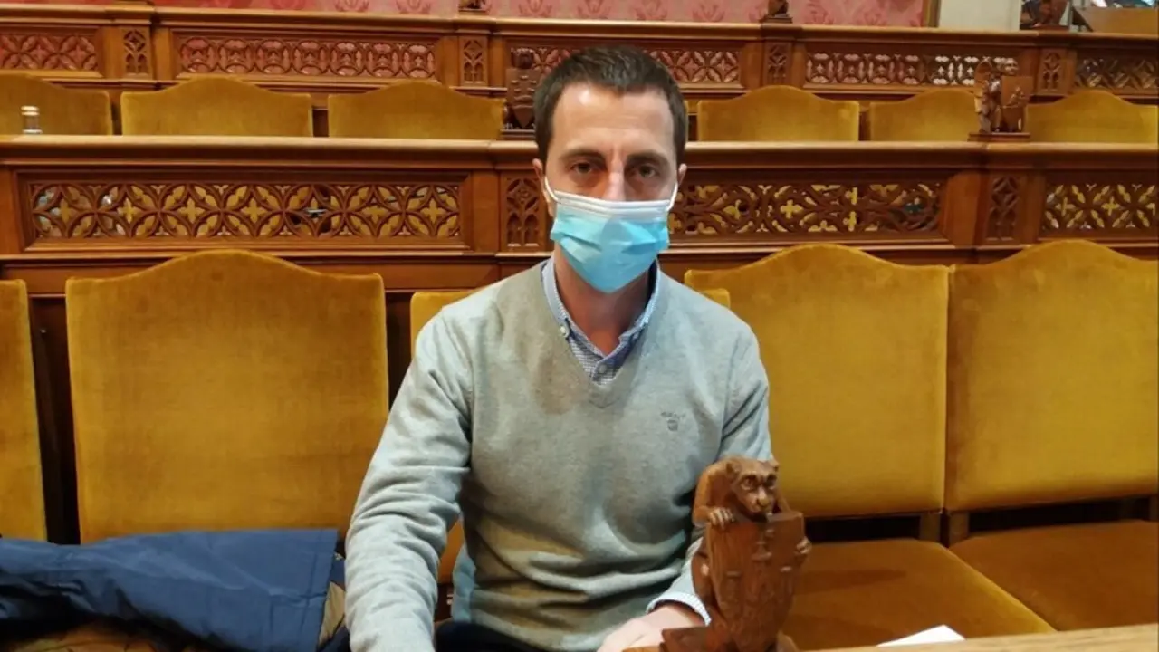 Archivo - El portavoz del PP en el Consell de Mallorca, Lloren&ccedil; Galm&eacute;s.