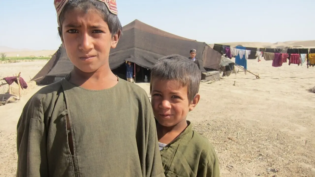 Archivo - Ni&ntilde;os de la etnia 'kuchi' en la provincia de Badghis, Afganist&aacute;n