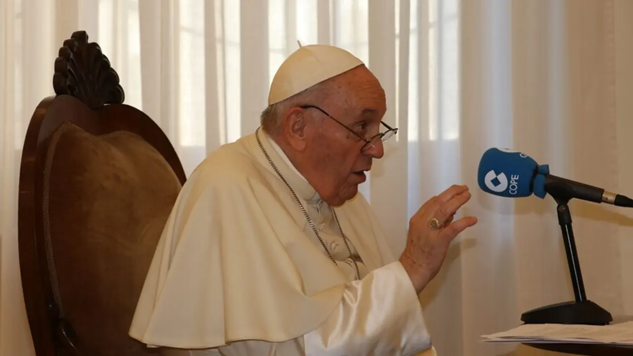 El Papa Francisco concede una entrevista a la Cadena COPE