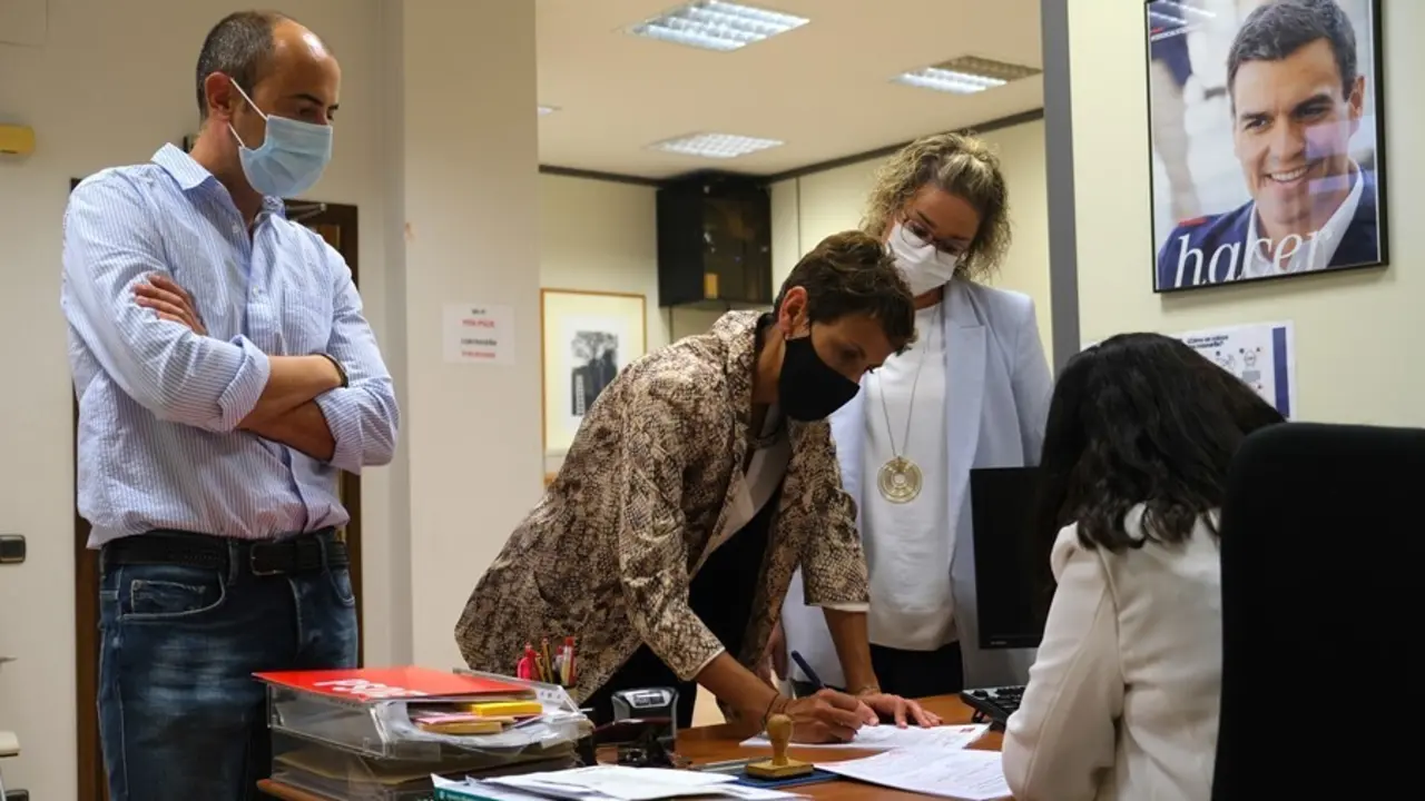 Mar&iacute;a Chivite presenta su candidatura a la Secretar&iacute;a General del PSN