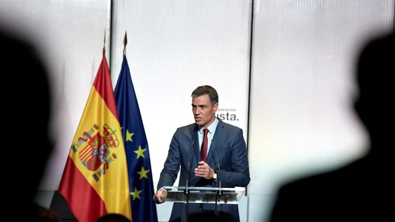 El presidente del Gobierno, Pedro S&aacute;nchez, interviene en un acto para abrir el nuevo curso pol&iacute;tico, a 1 de septiembre de 2021, en Casa Am&eacute;rica, Madrid, (Espa&ntilde;a). 