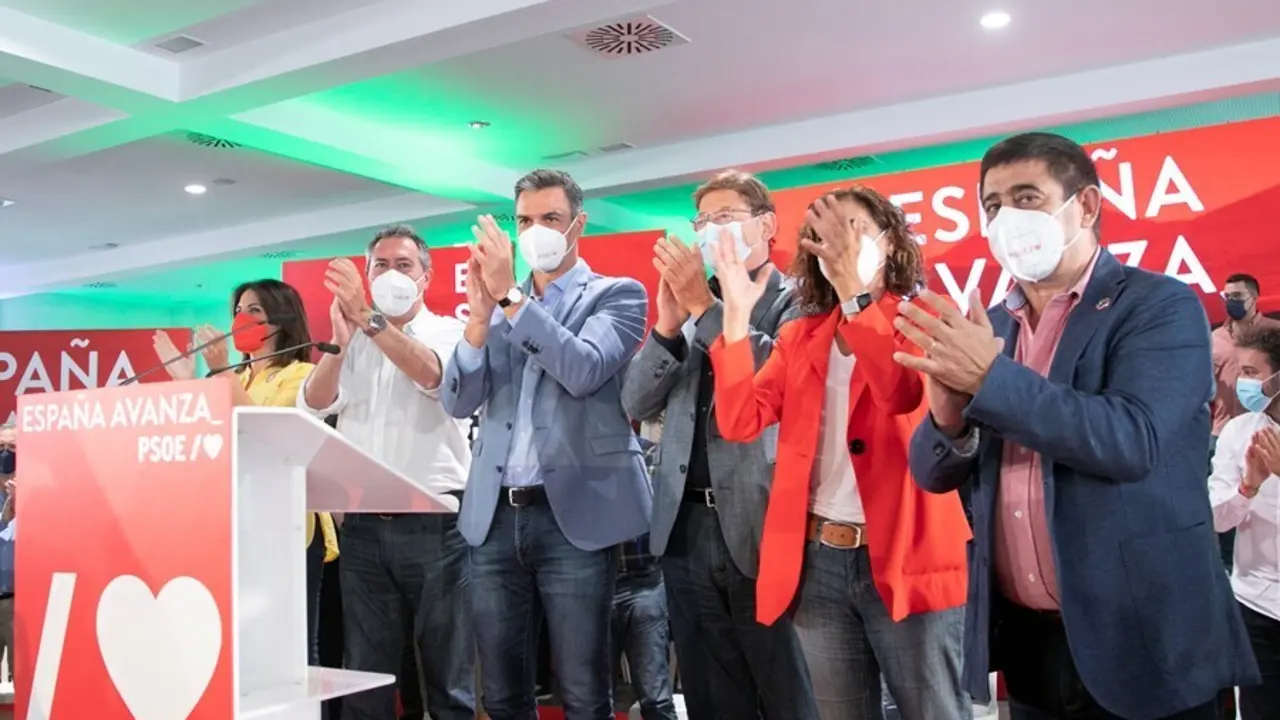 Acto del PSOE en Ja&eacute;n con la participaci&oacute;n del secretario general del PSOE y presidente del Gobierno, Pedro S&aacute;nchez (tercero por la izquierda).