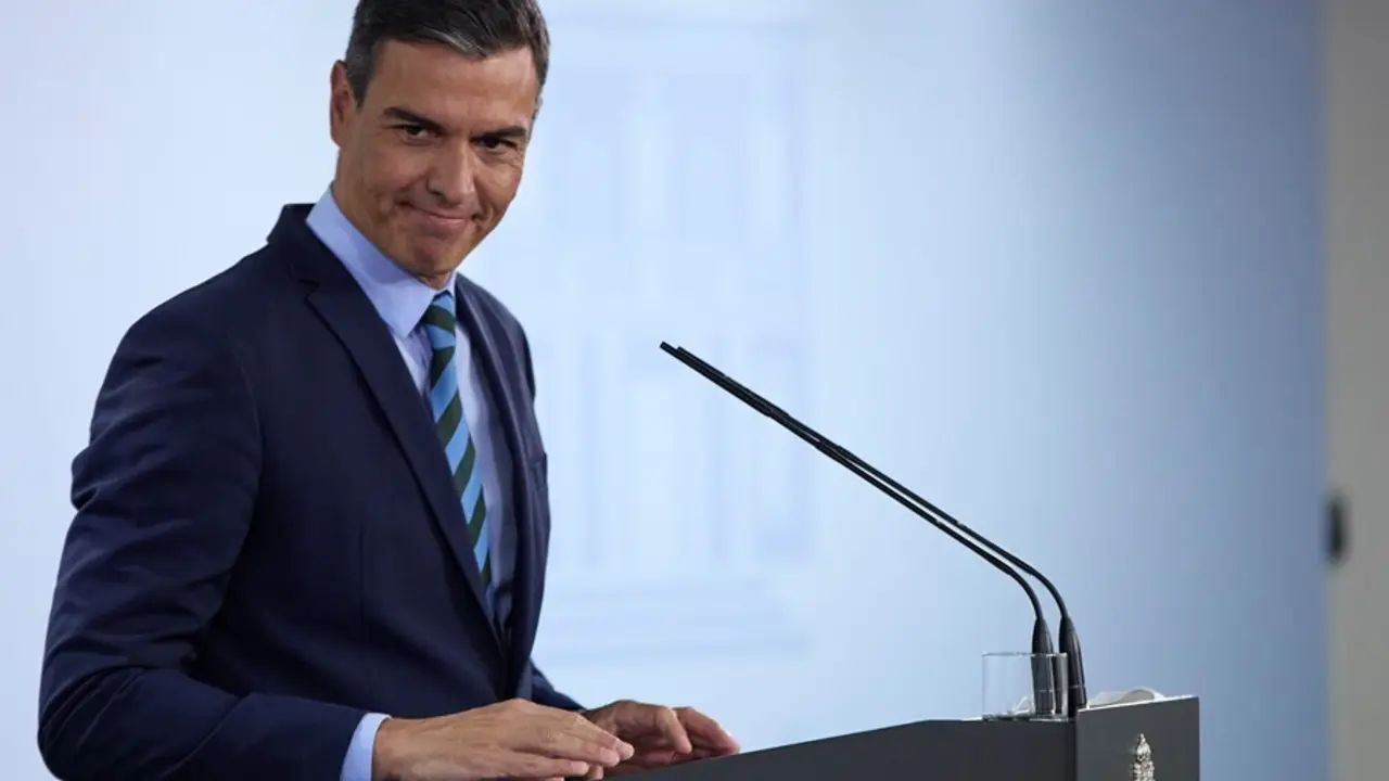 El presidente del Gobierno, Pedro S&aacute;nchez, comparece en rueda de prensa en La Moncloa
